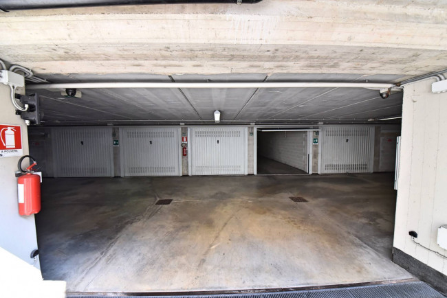 Box o garage in Vendita a Torino