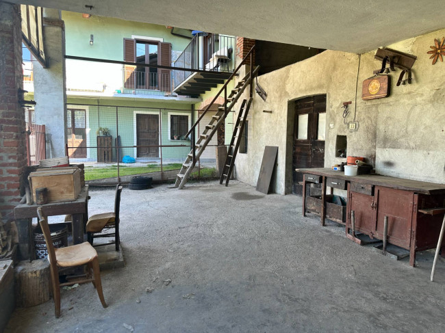  in  Sell to Mondovì
