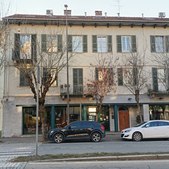 Attività Commerciale - Negozio in Affitto a Asti