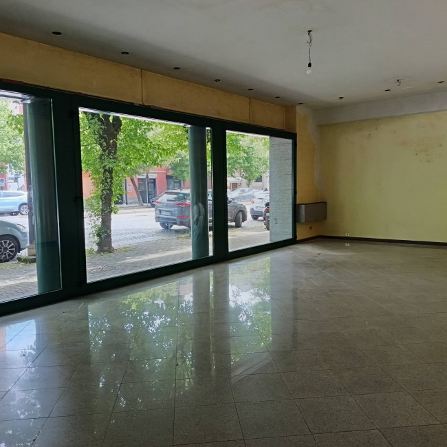 Attività Commerciale - Negozio in Affitto a Asti