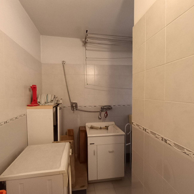 Attività Commerciale - Negozio in Affitto a Asti