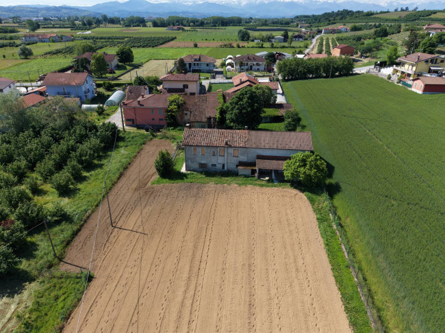 Casa indipendente in Vendita a Piozzo