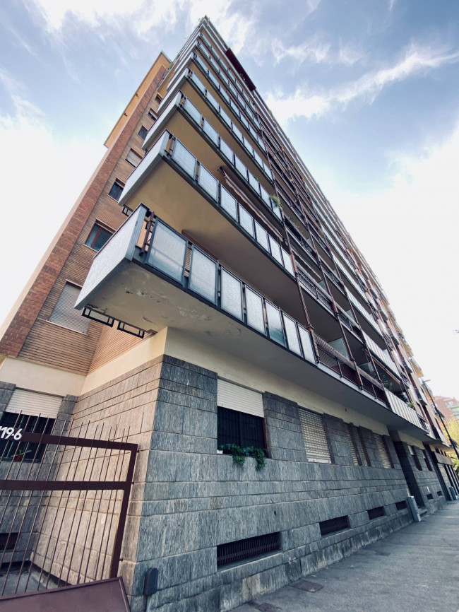 Apartment for Sale to Torino
