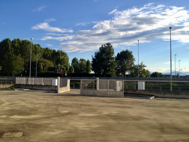 Capannone in Affitto a Caselle Torinese