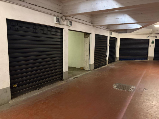 Box o garage in Vendita a Rivoli