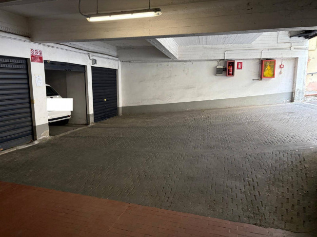 Box o garage in Vendita a Rivoli