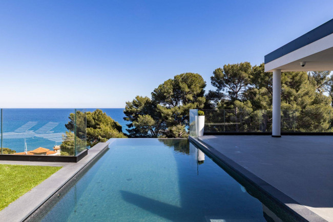 Villa in Vendita a Diano Marina