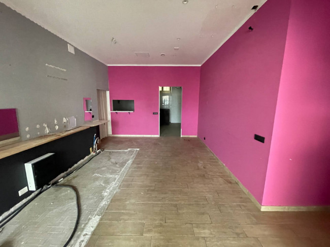 Negozio in Affitto a Mondovì