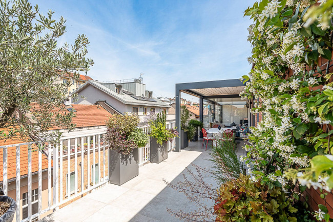 Penthouse for Sale to Torino