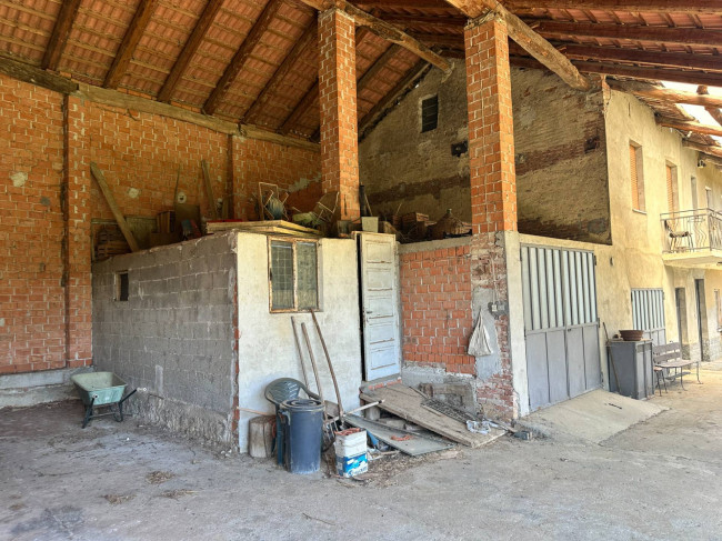 Casa indipendente in Vendita a Piozzo