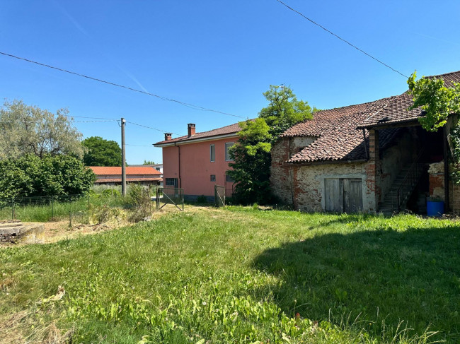 Casa indipendente in Vendita a Piozzo