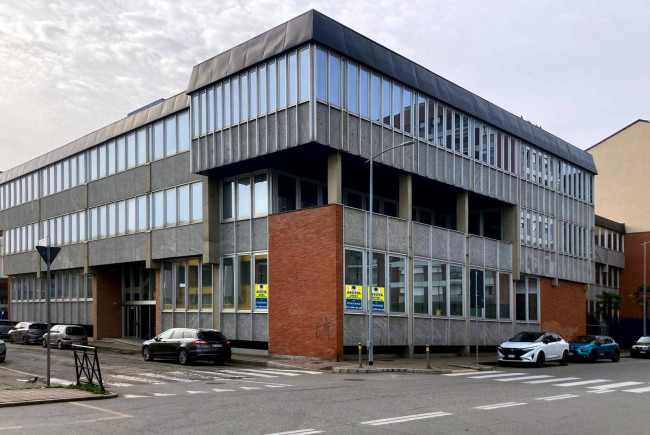 Ufficio in Affitto a Moncalieri