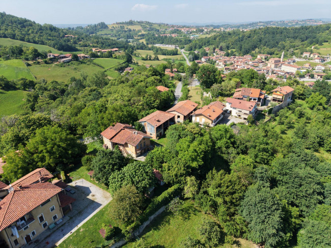 Casa indipendente in Vendita a Monastero di Vasco