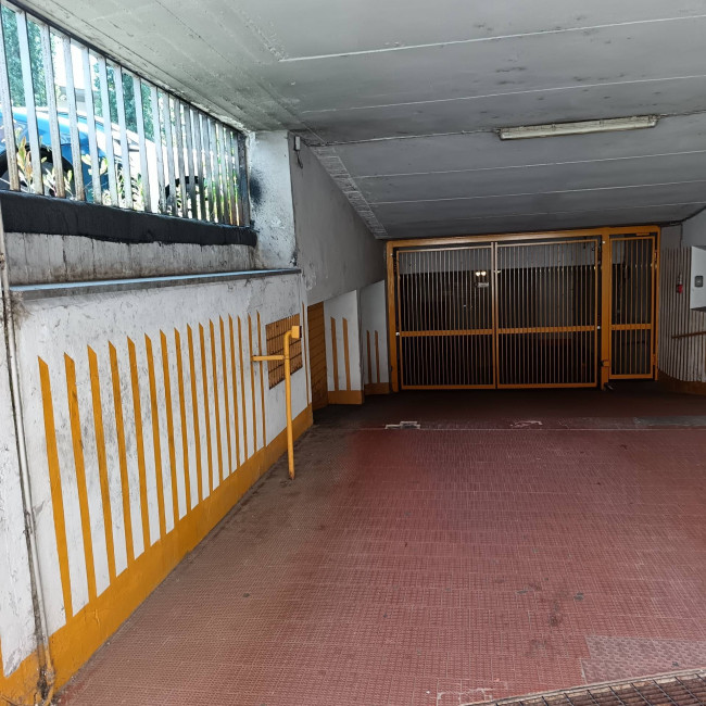 Box o garage in Affitto a Asti