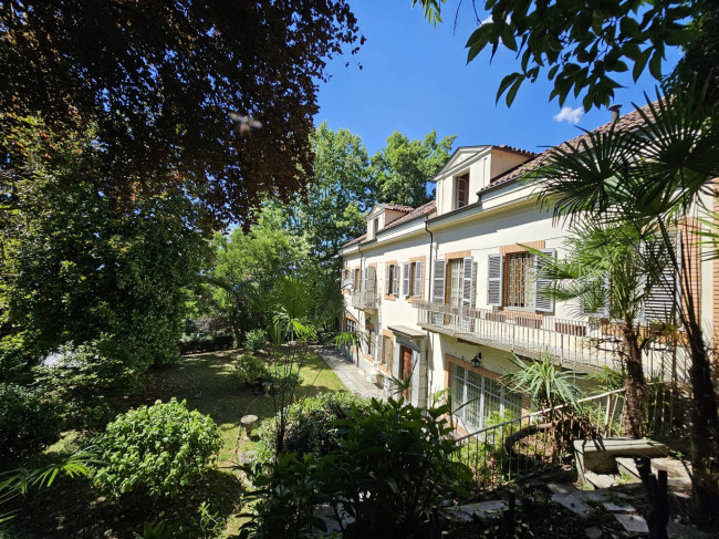 Villa Storica in Vendita a Torino