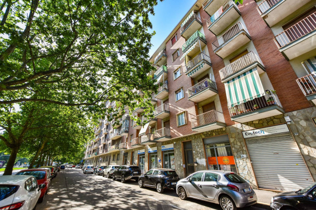 Locale commerciale in Affitto a Torino