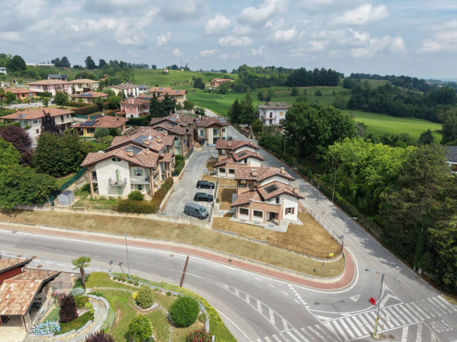 Villa in Vendita a Villanova Mondovì