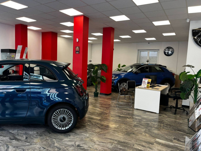 Locale commerciale in Affitto a Torino