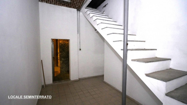 Shop in Rent to Torino