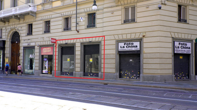 Shop in Rent to Torino