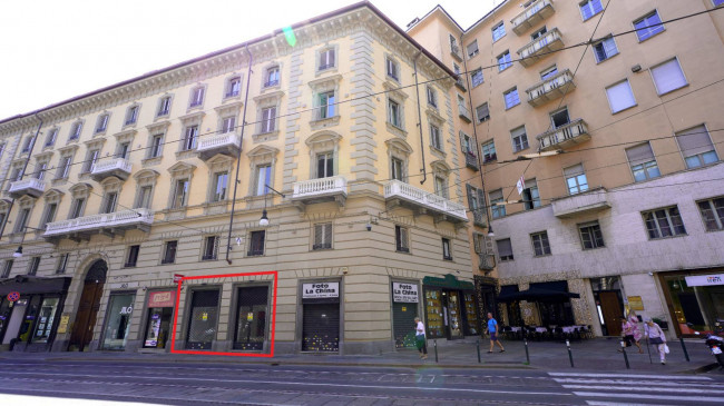 Shop in Rent to Torino