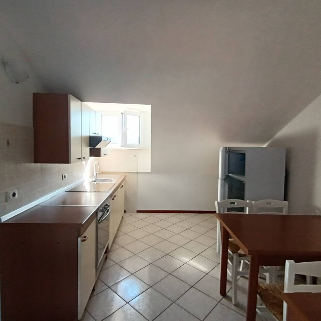 Mansarda in Affitto a Asti