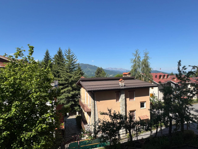 Negozio in Vendita a Roburent