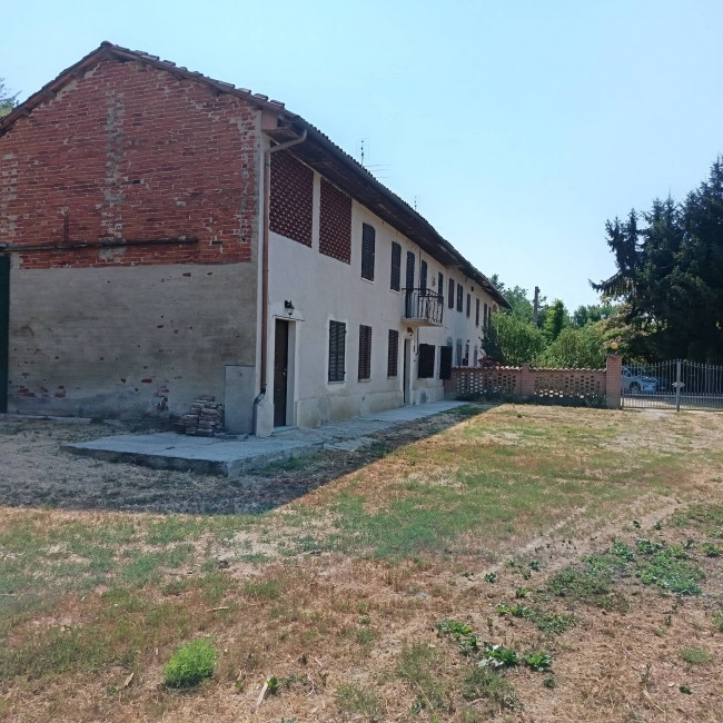 Cascina in Vendita a Asti
