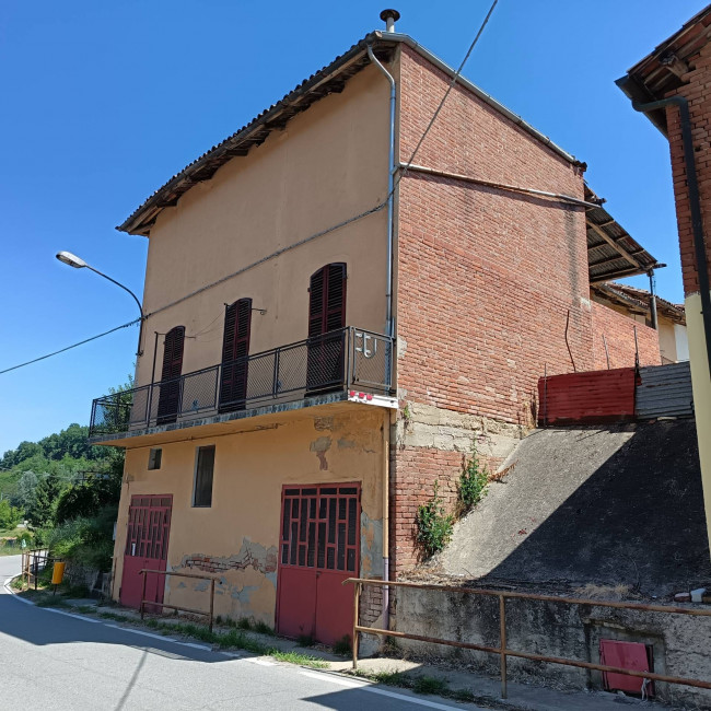Porzione di casa in Vendita a Asti