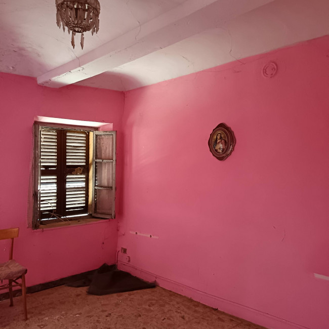 Porzione di casa in Vendita a Asti