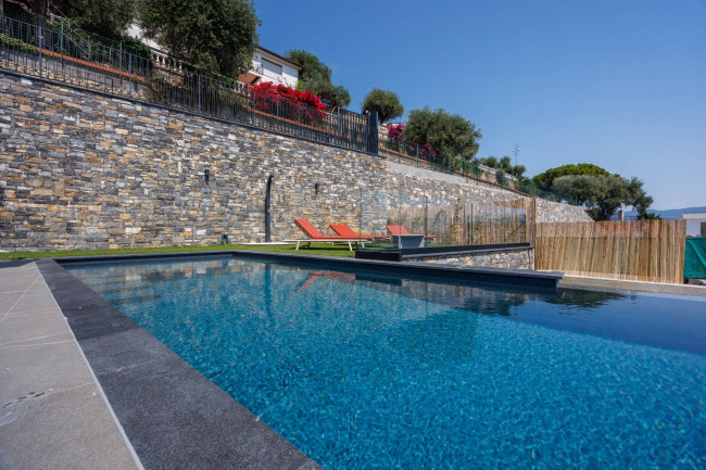 Villa in Vendita a Diano Marina