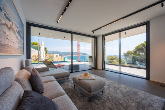 Villa in Vendita a Diano Marina