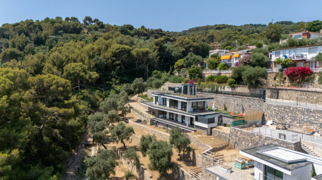 Villa in Vendita a Diano Marina