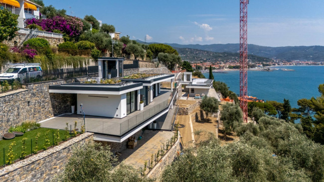 Villa in Vendita a Diano Marina