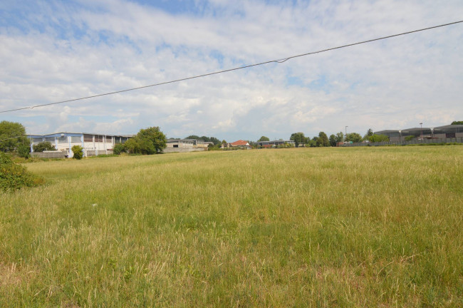 Terreno industriale in Vendita a Leinì