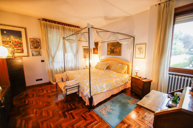  in  Sell to Moncalieri