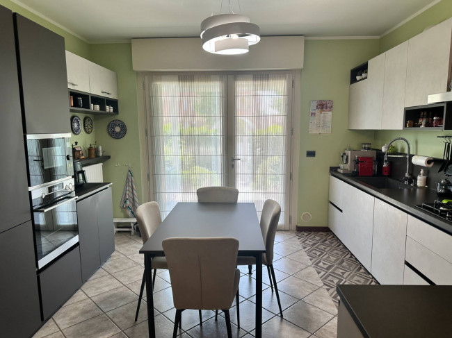 Villa a Schiera in vendita a Carrù