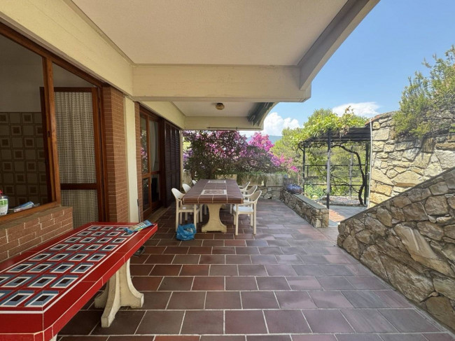 Villa in Vendita a Andora