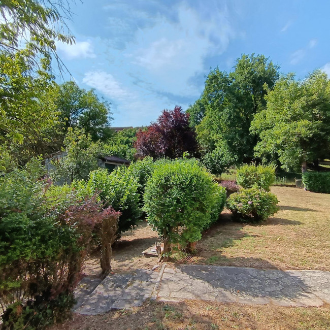 Villa in Vendita a Tigliole