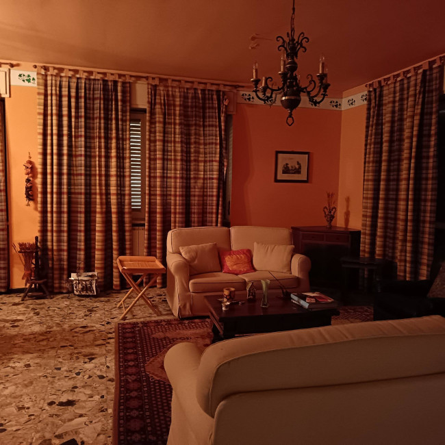 Villa in Vendita a Tigliole