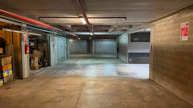 Box o garage in Vendita a Torino