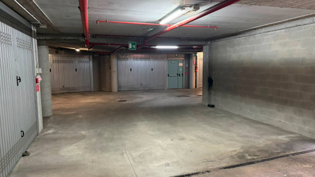 Box o garage in Vendita a Torino