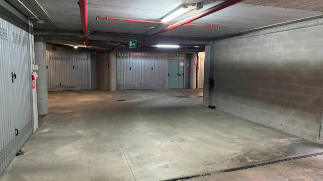 Box o garage in Vendita a Torino