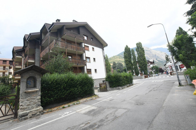 Appartamento in Vendita a Bardonecchia
