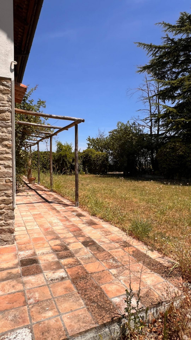 Cascina in Vendita a Canelli
