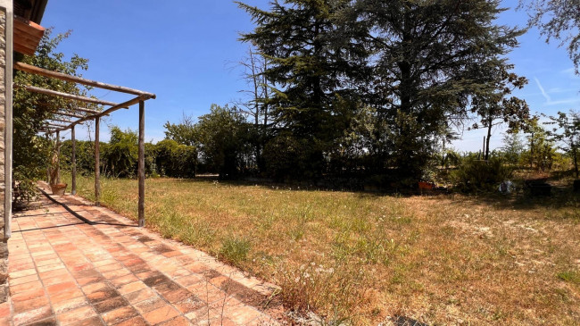 Cascina in Vendita a Canelli
