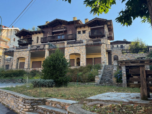 Appartamento in vendita a Roburent