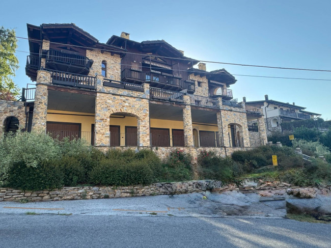 Appartamento in vendita a Roburent