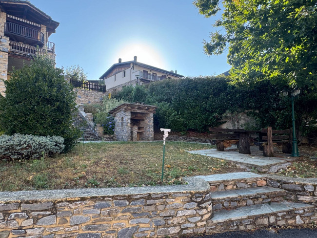 Appartamento in vendita a Roburent