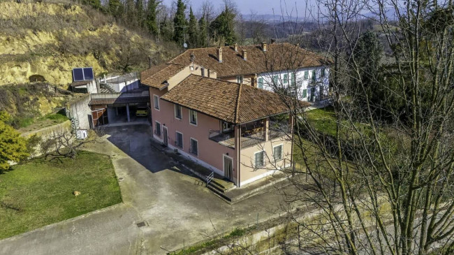 Casa indipendente in Vendita a Cortanze